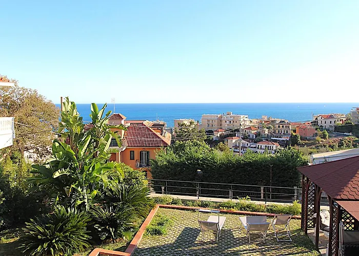 La Pace, Il Sole, Il Mare - Sanremo Casa Indipendente Vista Mare, Posto Auto Privato, Ampio Spazio Esterno Attrezzato, A Pochi Minuti Dalle Spiagge